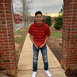 Meet your Posher, Alejandro